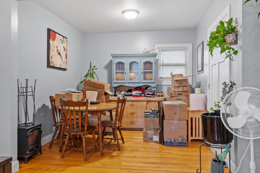 More Photos Of 22 Goddard St, Southbridge Apartments For Sale