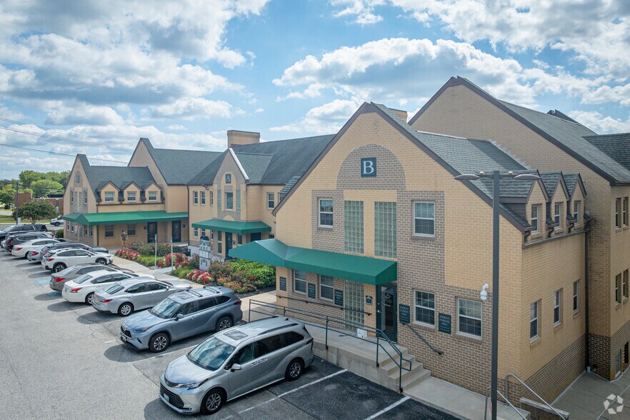 More Photos Of 1212 York Rd, Lutherville Medical For Sale