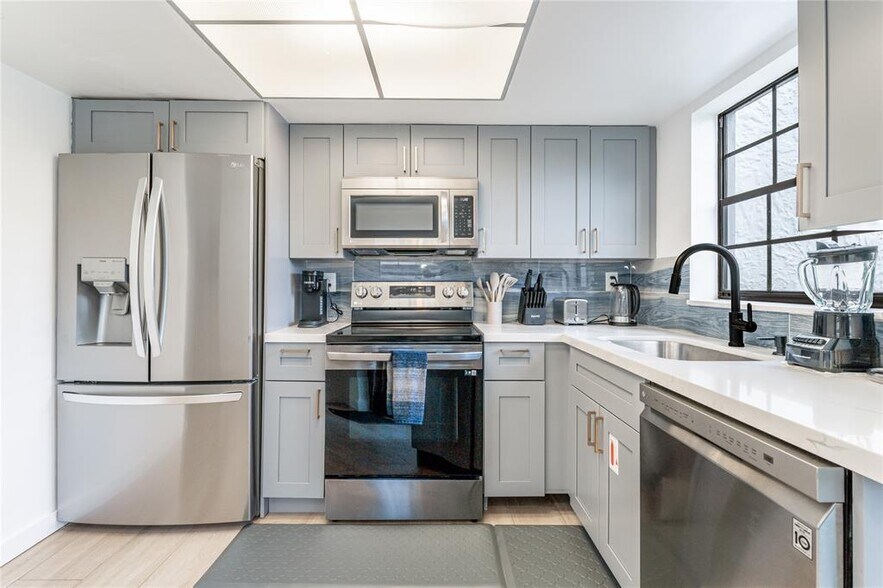 More Photos Of , Fort Lauderdale Multifamily For Sale