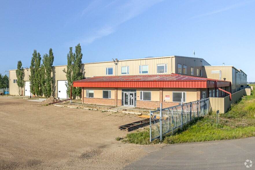 More Photos Of 24521 510 Township Rd, Nisku Manufacturing For Lease