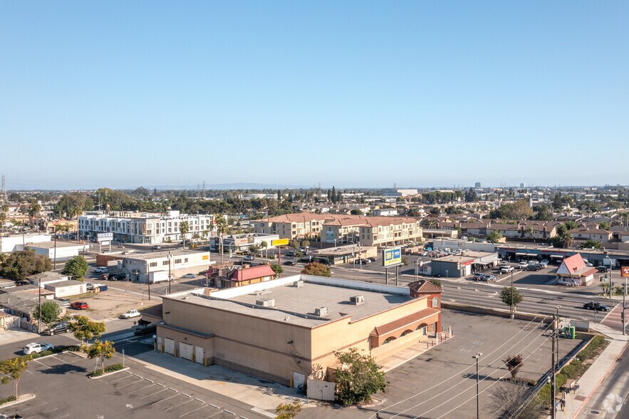 More Photos Of 7001 Westminster Blvd, Westminster Drugstore For Lease