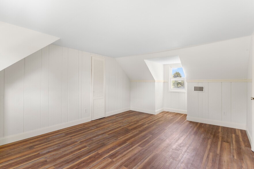 More Photos Of 3093 US Highway 9, Valatie Apartments For Sale