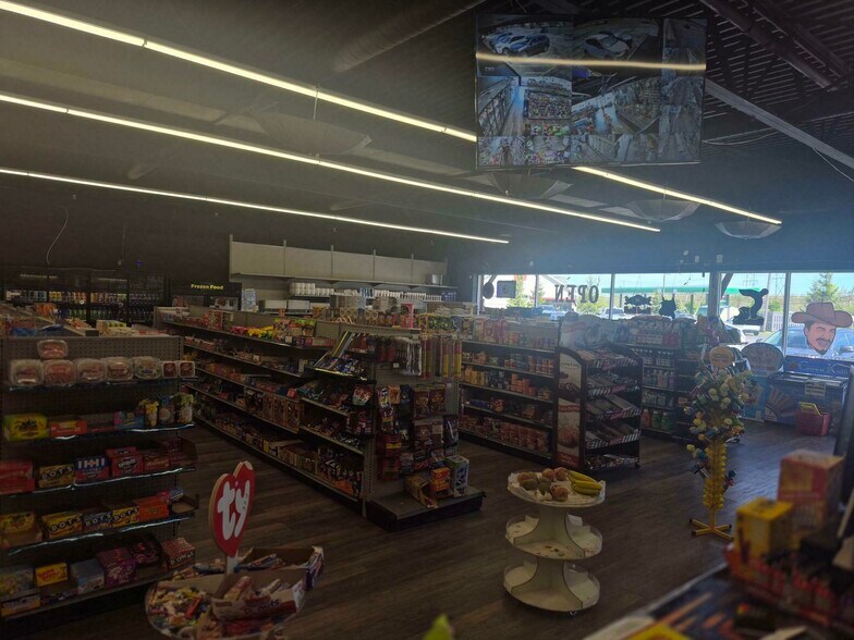 More Photos Of 5470 Camp Rd, Hamburg Convenience Store For Lease