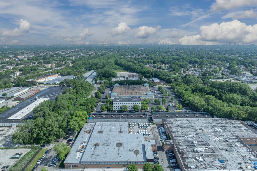 More Photos Of 8741 S Greenwood Ave, Chicago Unknown For Lease