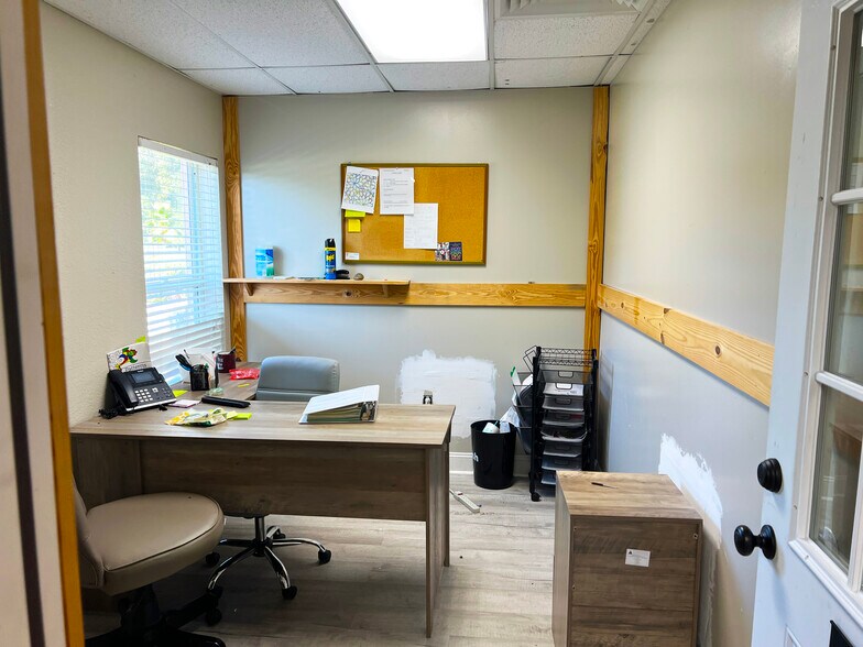 More Photos Of 15833 N US Highway 301, Citra Lodge Meeting Hall For Sale