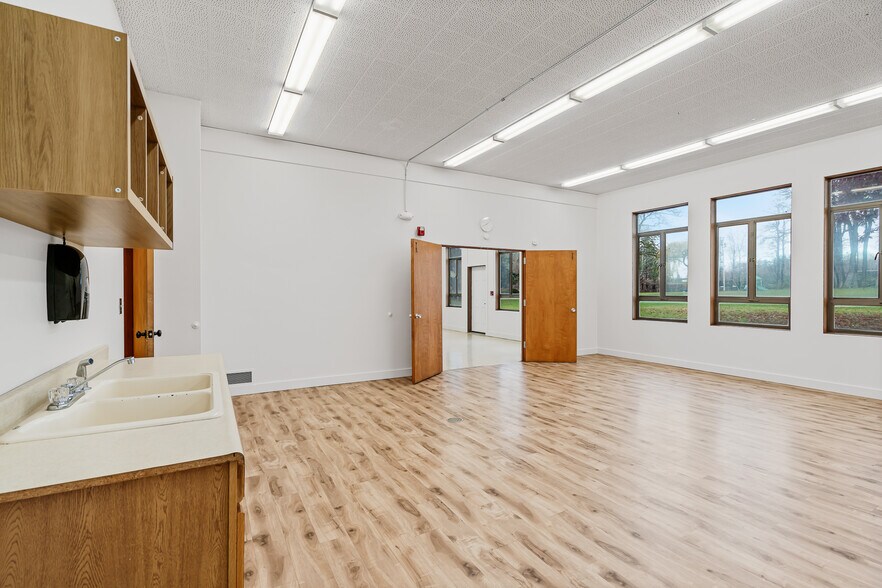 More Photos Of 1201 N B St, Ellensburg Specialty For Lease