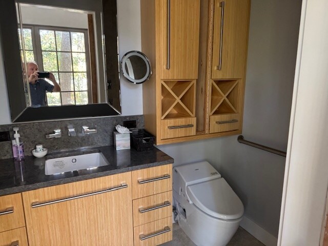 More Photos Of 34 New Orleans Rd, Hilton Head Island Office For Sale
