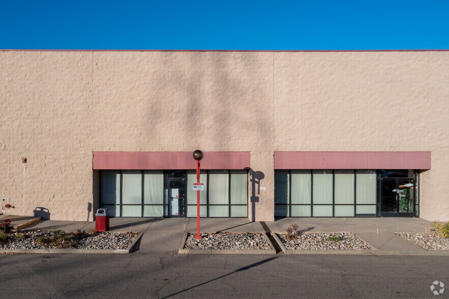 More Photos Of 13801-14157 E Exposition Ave, Aurora General Retail For Sale