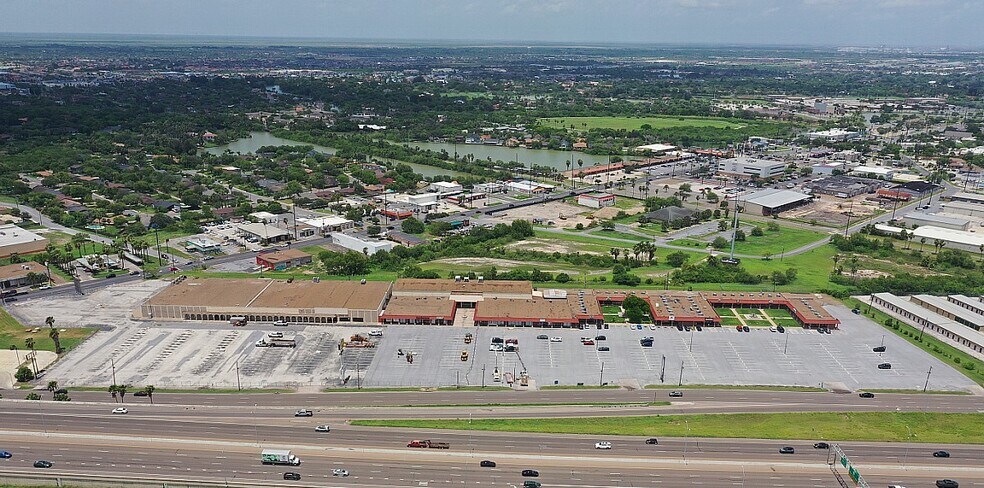 More Photos Of 800 Frontage Rd, Brownsville Land For Lease