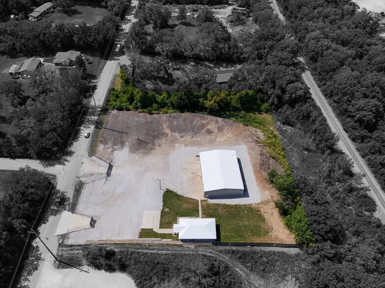 More Photos Of 1455 SE County Road AA, Blue Springs Warehouse For Sale