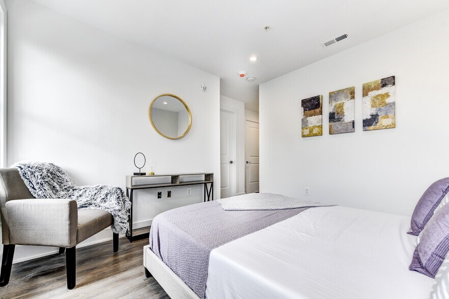 More Photos Of 1122 Bladensburg Rd NE, Washington Apartments For Sale