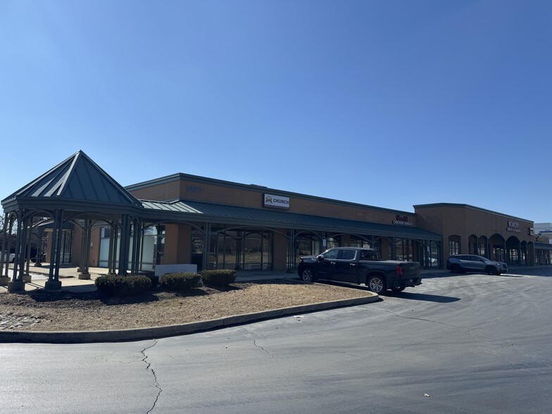 More Photos Of 3577 E New York St, Aurora Unknown For Lease