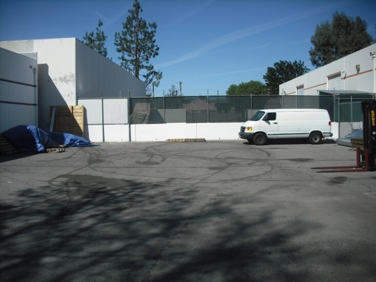 More Photos Of 4485 Runway St, Simi Valley Warehouse For Sale