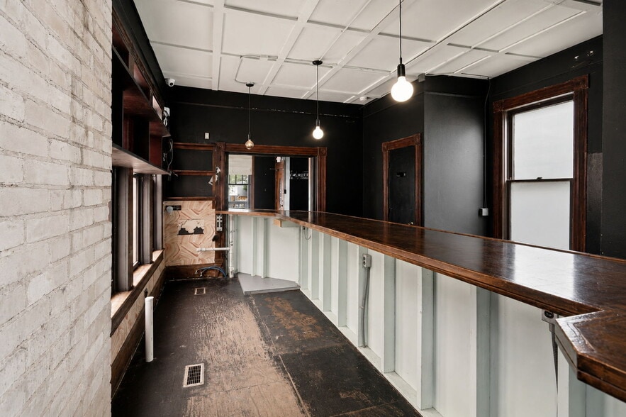 More Photos Of 318 Martinez St, San Antonio Storefront Retail Office For Lease