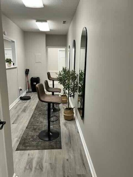 More Photos Of 2507 Mineral Springs Ave, Knoxville Office For Sale