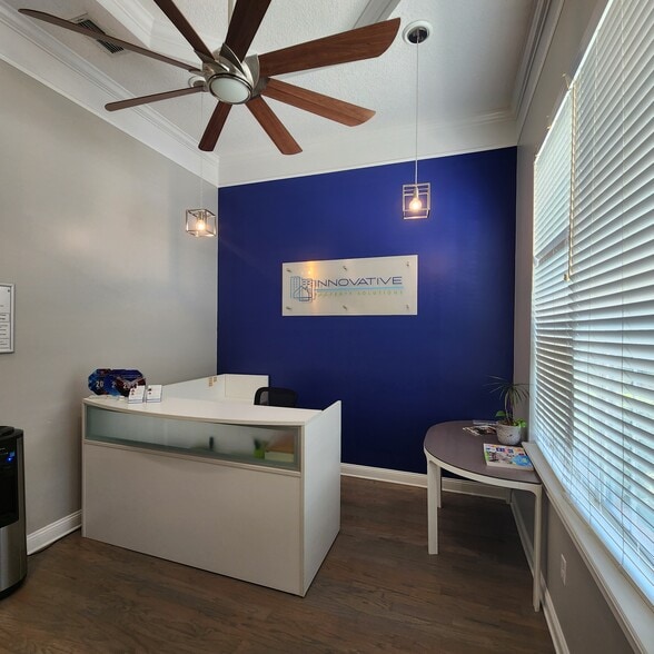 More Photos Of 8833 Perimeter Park Blvd, Jacksonville Medical For Lease