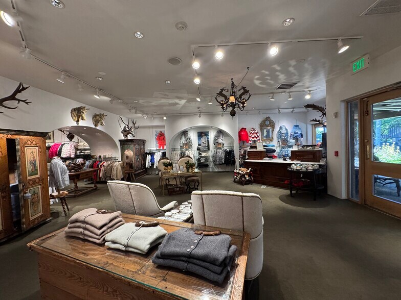 More Photos Of 419 E Cooper Ave, Aspen General Retail For Lease