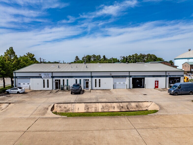 More Photos Of 1440 Brittmoore Rd, Houston Storefront For Lease