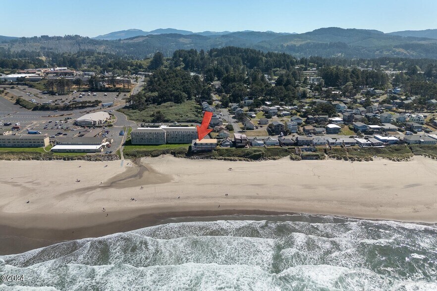 More Photos Of 3929 NW Jetty Ave, Lincoln City Apartments For Sale