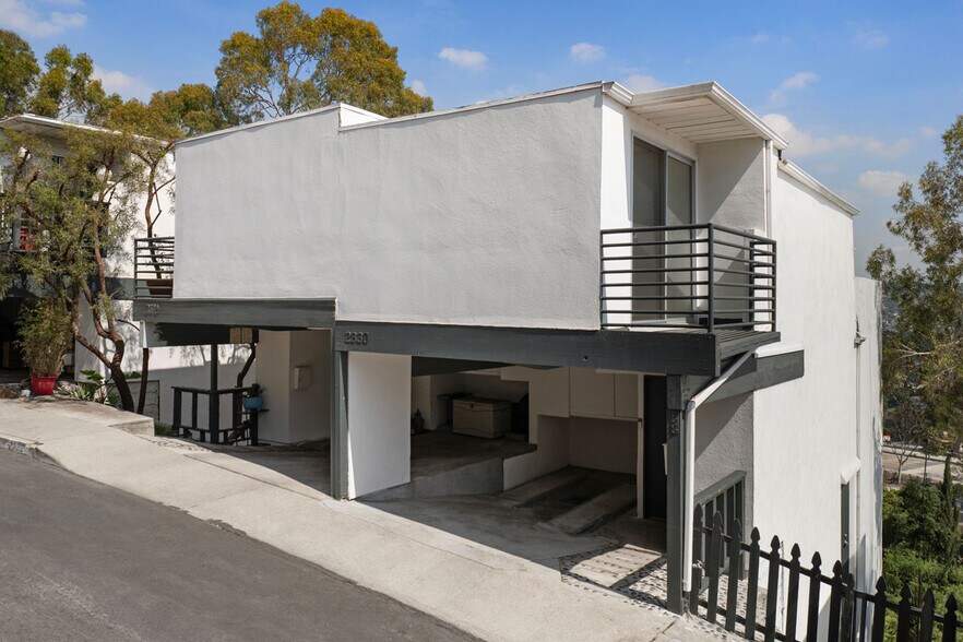 More Photos Of 2330 Silver Ridge Ave, Los Angeles Apartments For Sale