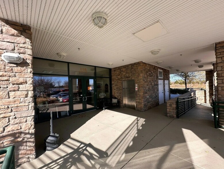 More Photos Of 110 Channel Marker Way, Grasonville Office For Lease