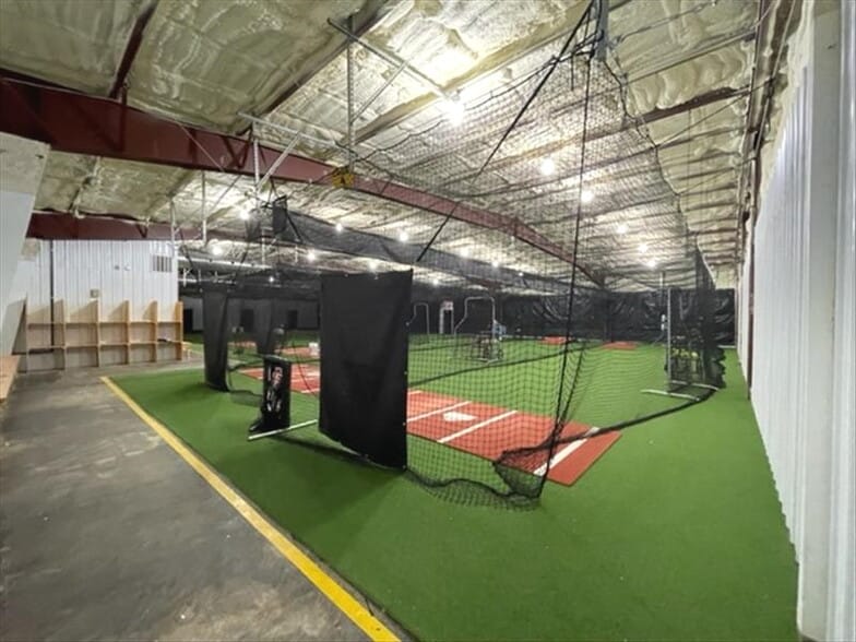 More Photos Of 204 W Bourke, Macon Warehouse For Sale