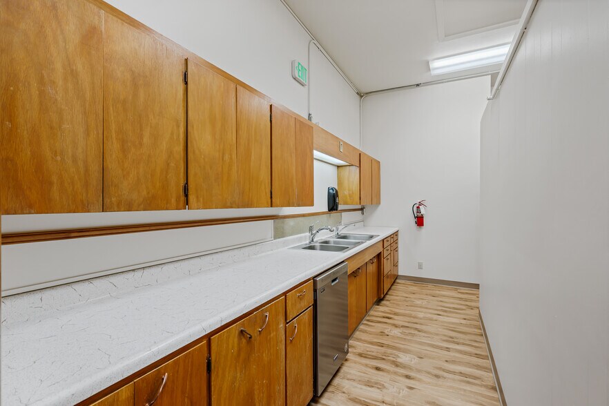 More Photos Of 1201 N B St, Ellensburg Specialty For Lease