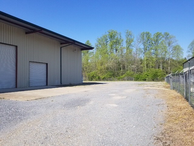More Photos Of 229 Confederate Ave, Jasper Warehouse For Lease