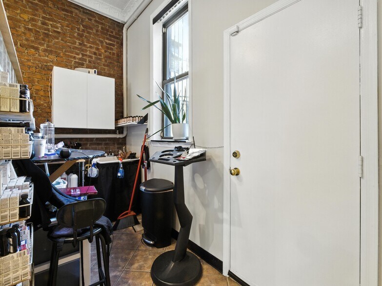More Photos Of 6-8 Thorne St, Jersey City Storefront Retail Residential For Lease