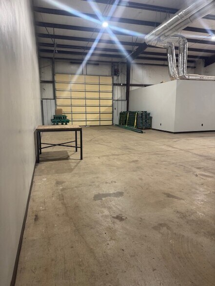 More Photos Of 3411 Al-53 Hwy N, Huntsville Warehouse For Lease