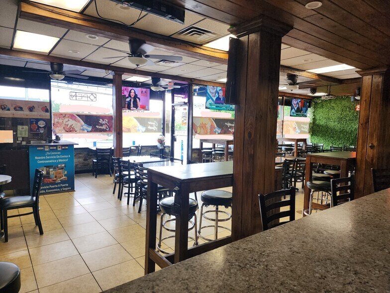 More Photos Of 3215 Davie Blvd, Fort Lauderdale Restaurant For Sale