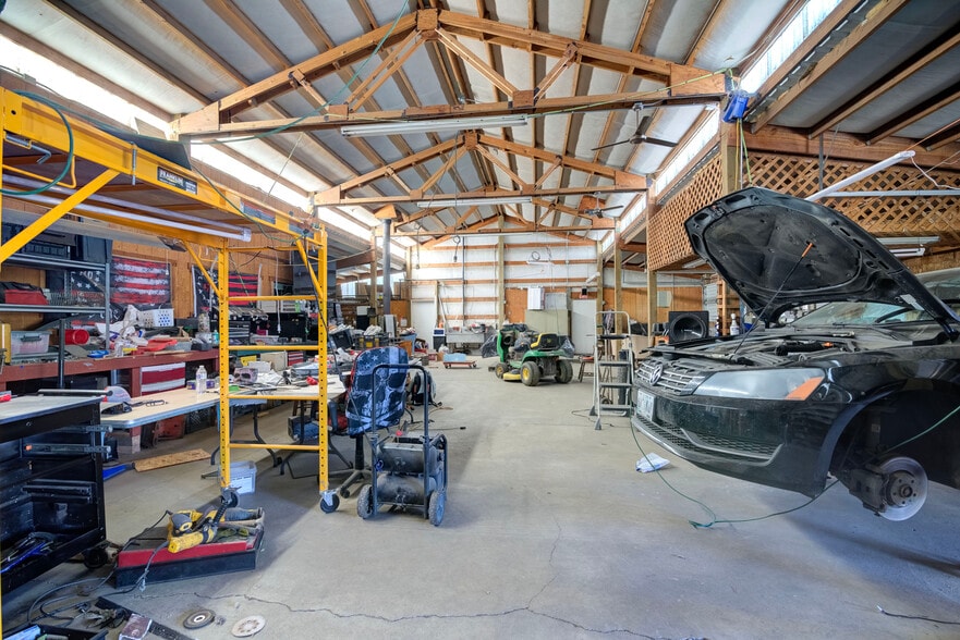 More Photos Of 18400 N Highway 99 W, Dayton Light Manufacturing For Sale