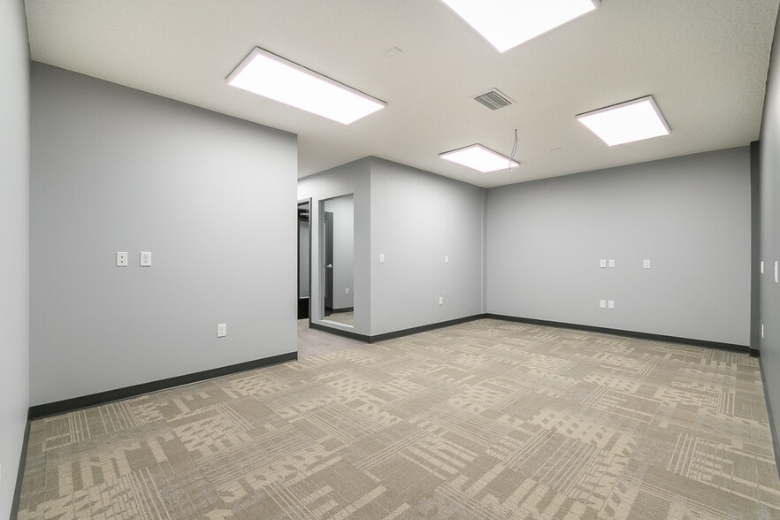 More Photos Of 3558 Masters Rd, Jacksonville Warehouse For Lease