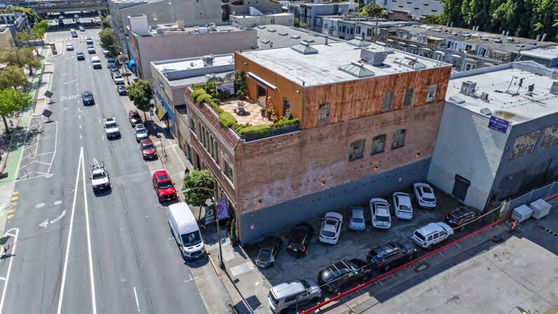 More Photos Of 308-310 7th St, San Francisco Loft Creative Space For Sale