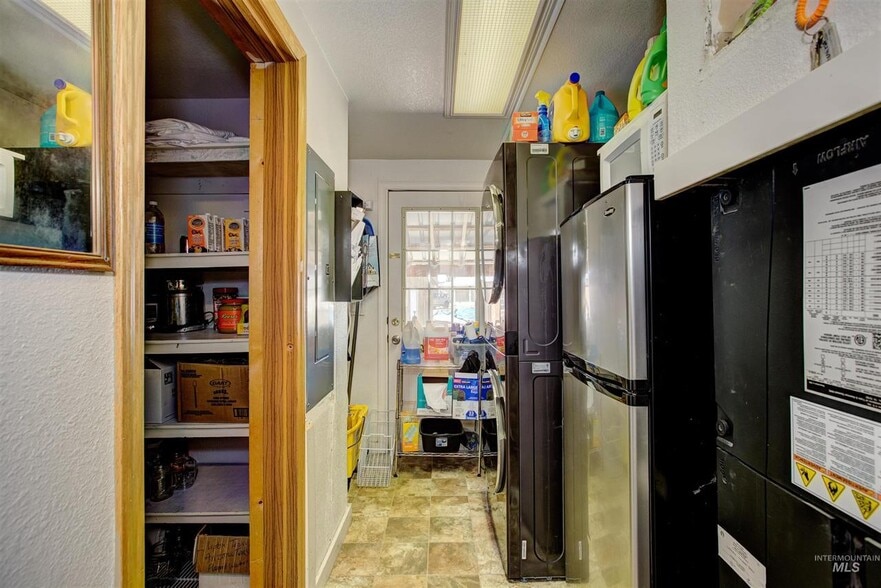 More Photos Of 101 Montgomery St, Idaho City Storefront Retail Residential For Sale