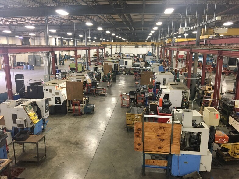 More Photos Of 892 Callendar Blvd, Painesville Manufacturing For Sale