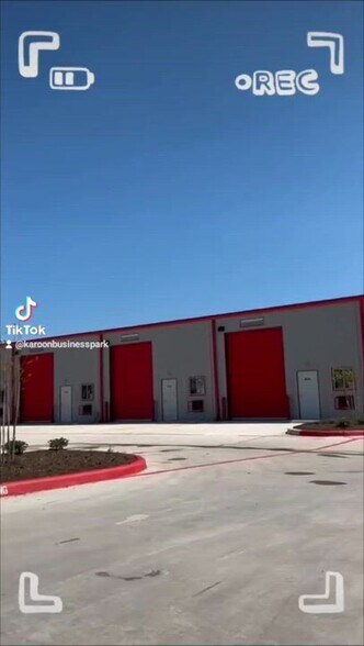 More Photos Of 9525 Boone, Houston Light Distribution For Lease