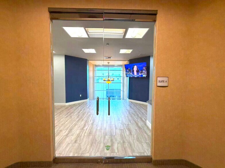 More Photos Of 14728 Pipeline Ave, Chino Hills Office For Lease