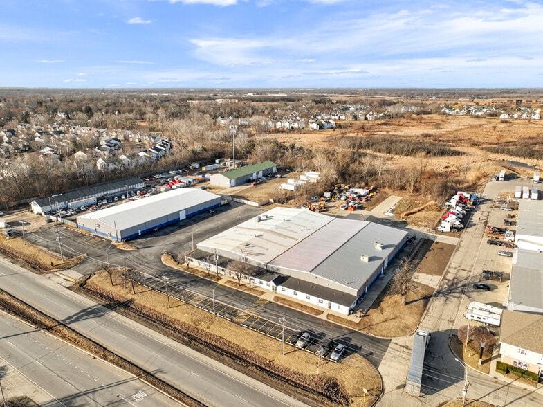 More Photos Of , Lake Bluff Industrial For Sale