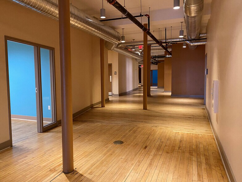 More Photos Of 686 Main St, Buffalo Loft Creative Space For Lease