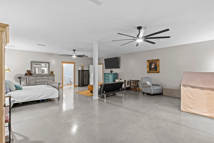 More Photos Of 11179 County Road 1, Enterprise Flex For Sale