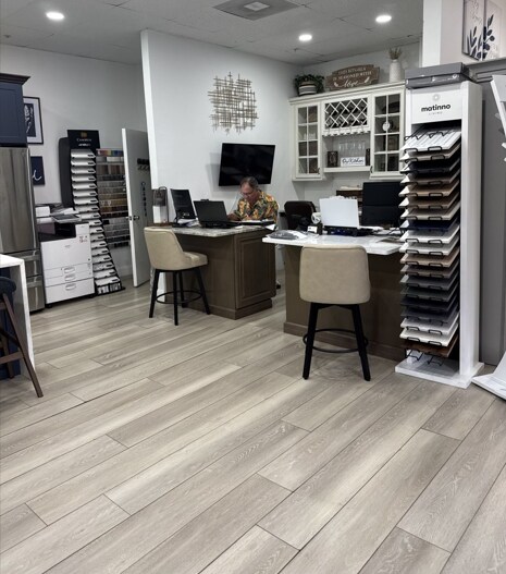More Photos Of 102 S Evers St, Plant City General Retail For Sale