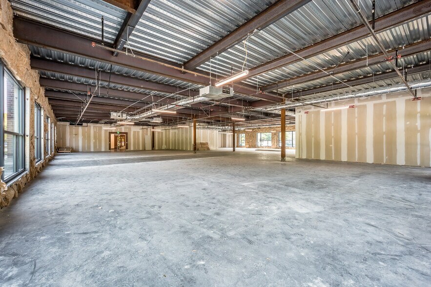 More Photos Of 1501 Belle Isle Ave, Mount Pleasant Office For Lease
