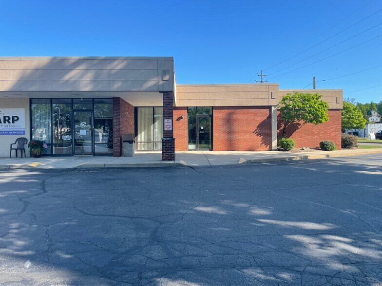 More Photos Of 62 E Shenango St, Sharpsville Storefront For Lease