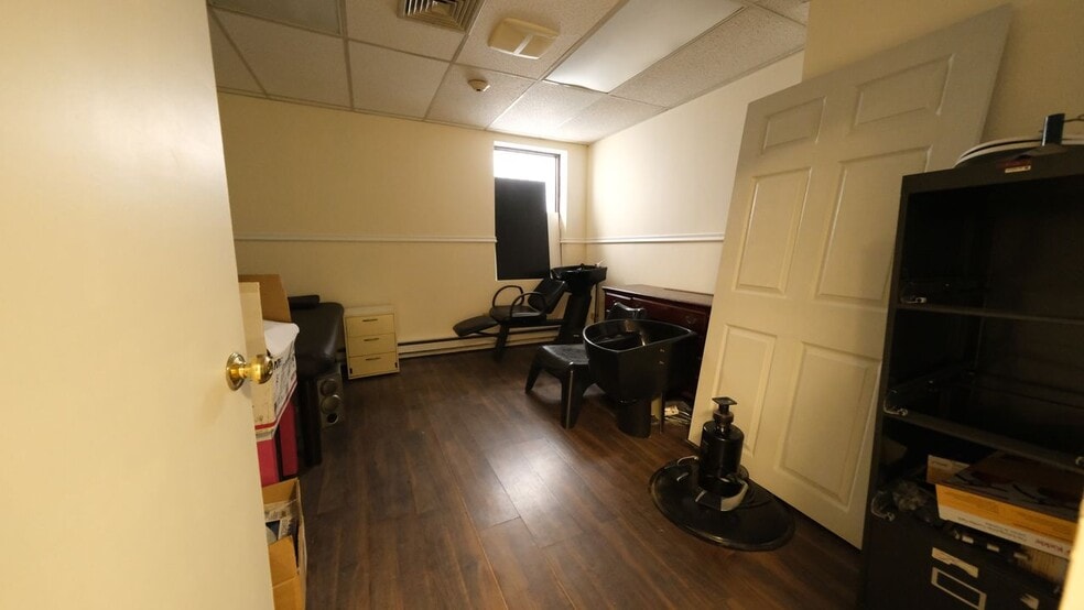 More Photos Of 761 Park Ave, Cranston Medical For Sale