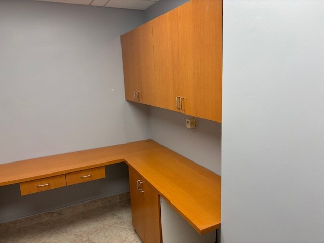 More Photos Of 2021 E Commercial Blvd, Fort Lauderdale Medical For Lease