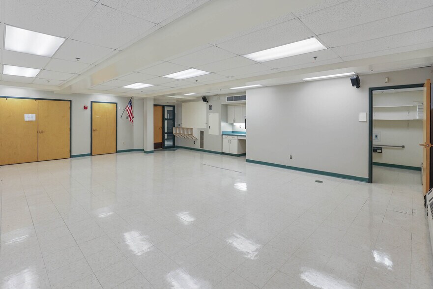 More Photos Of 651 Norwich Rd, Plainfield Schools For Sale