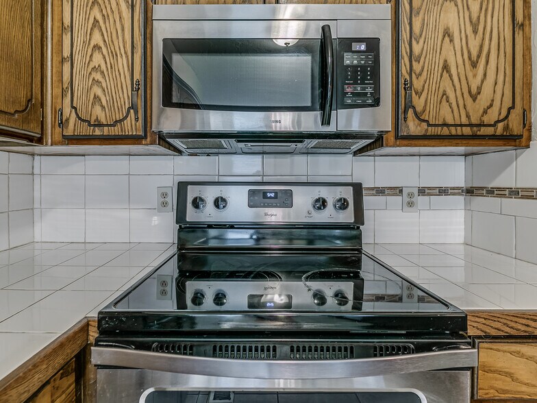 More Photos Of , Oklahoma City Specialty For Sale