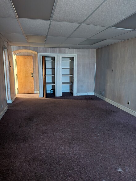 More Photos Of 7620-24 Ogontz ave, Philadelphia Office For Sale