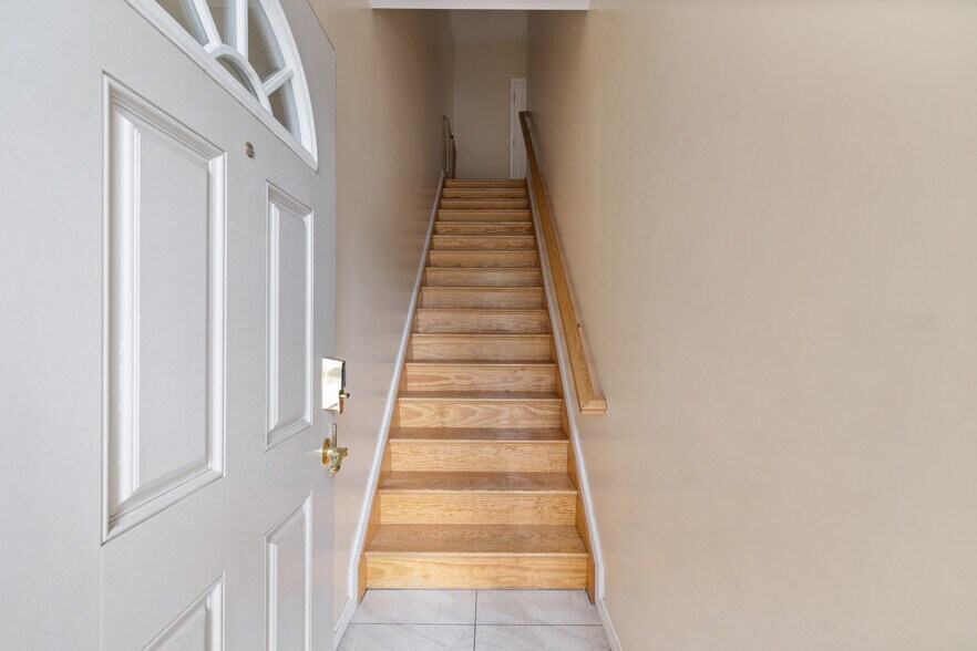 More Photos Of 342 Blauvelt Rd, Monsey Apartments For Sale